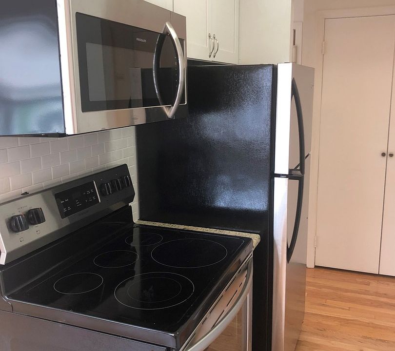 1st image of 428 Chestnut St #26
