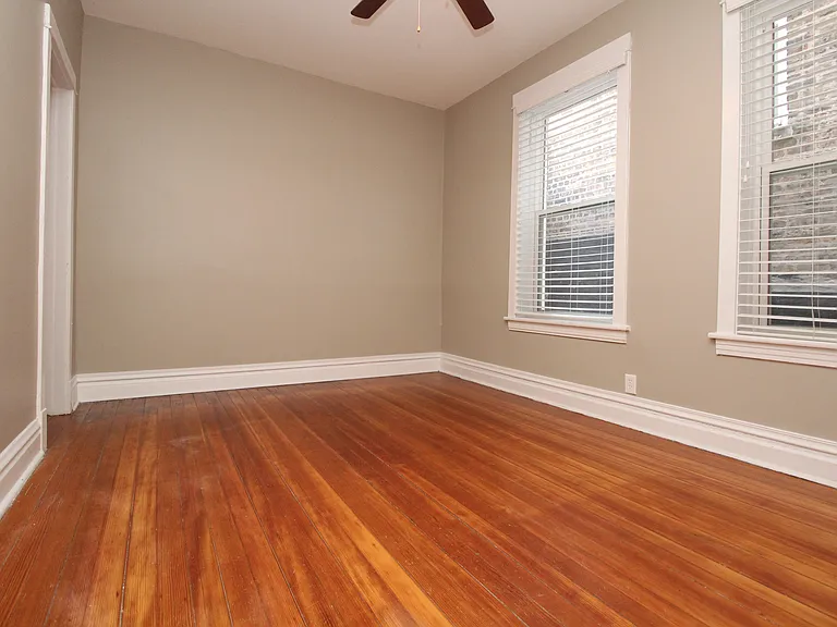 1841 N Hermitage Ave #CH1 — Photo 12