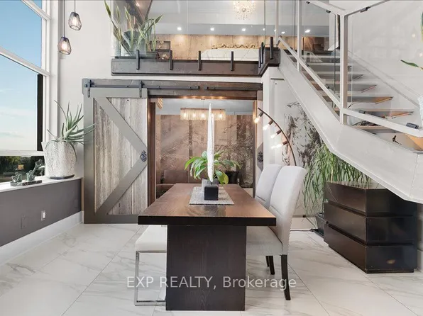 300 Manitoba St #Penthouse 416, Toronto, ON M8Y 4G6