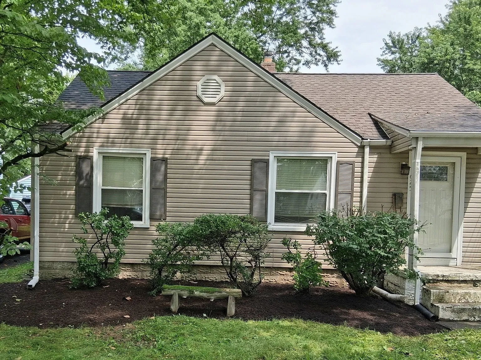 2 bed, 1200 sqft, $1,100 — Photo 2