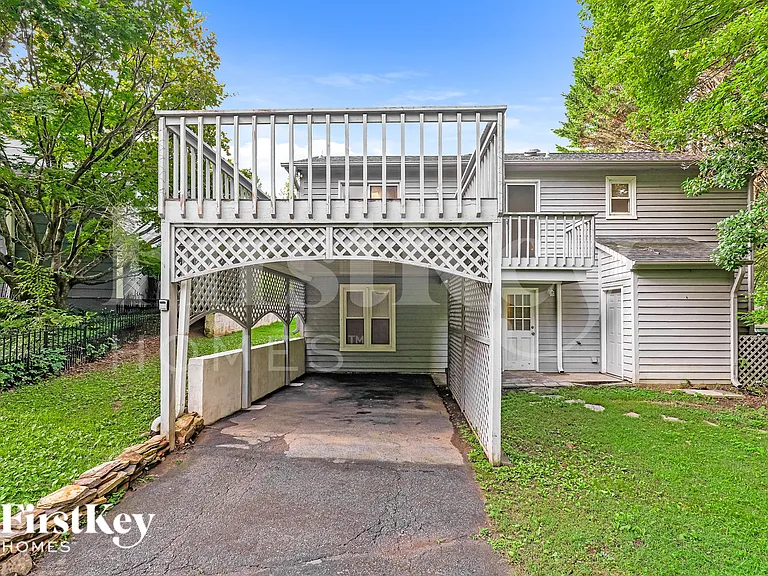 137 Carrisbrooke Ln — Photo 18