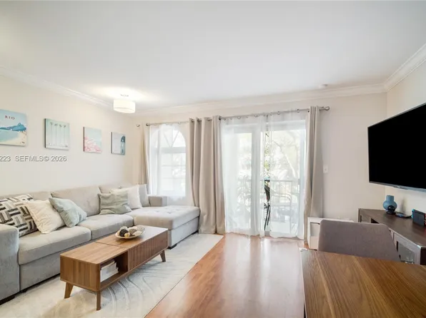 338 Majorca Ave APT 205, Coral Gables, FL 33134