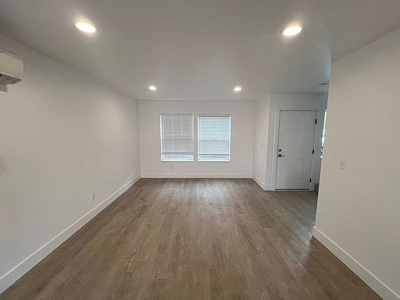 3rd image of 2507 Jordan St #B