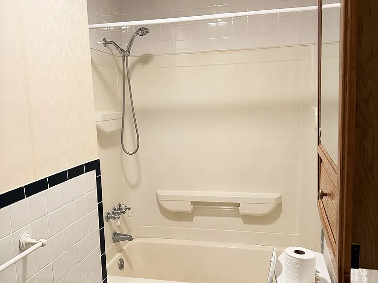 2648 Melbourne Dr — Photo 16