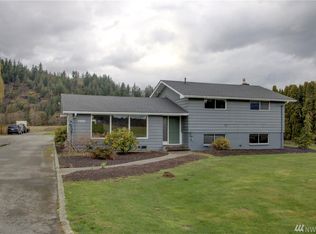 10082 District Line Rd, Burlington, WA 98233