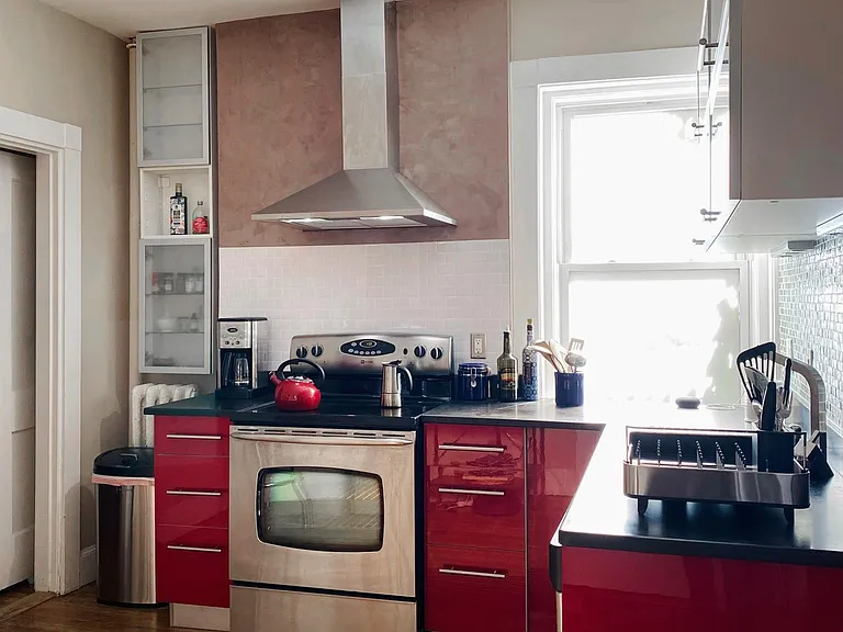 6 Parkway Rd #3 — Photo 8