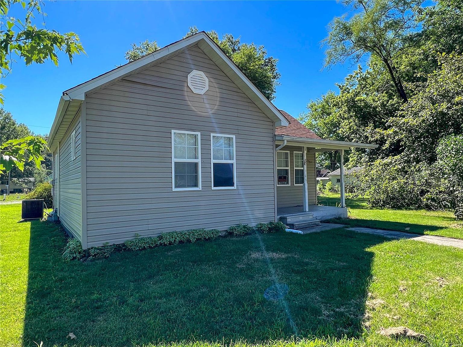 310 N 7th St, Benld, IL 62009 Zillow