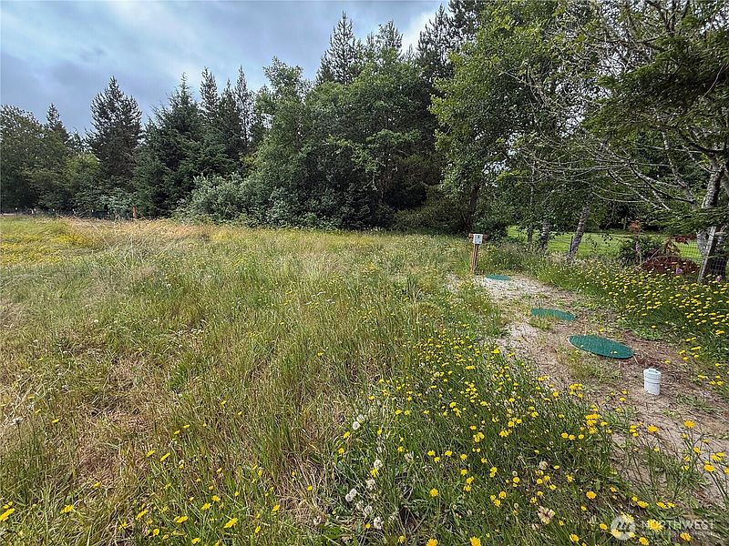 3rd image of 10607 Sandridge Road