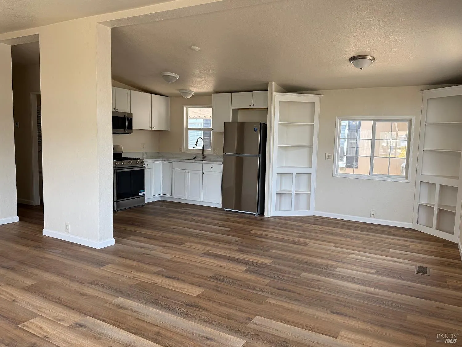 220 Pear Lane - Photo 7