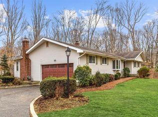 123 Pine St, Lincroft, NJ 07738