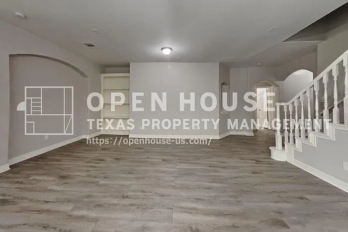 8902 Carmel Grove Ln — Photo 4
