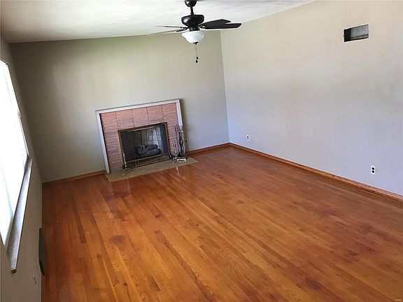 2nd image of 8301 Maylor Dr