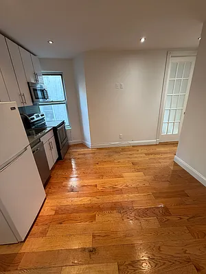 Kitchen, photo 2