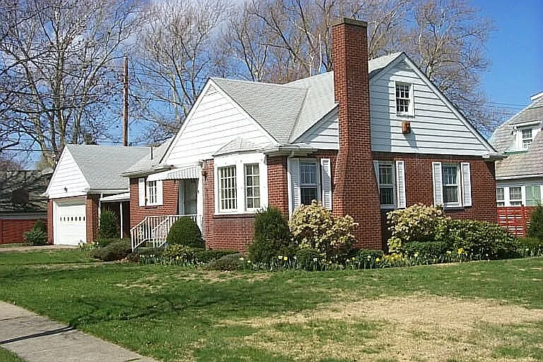 6 W Metcalf St — Photo 1
