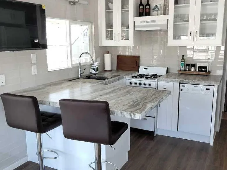 16400 Bubbling Wells Rd #105 — Photo 3
