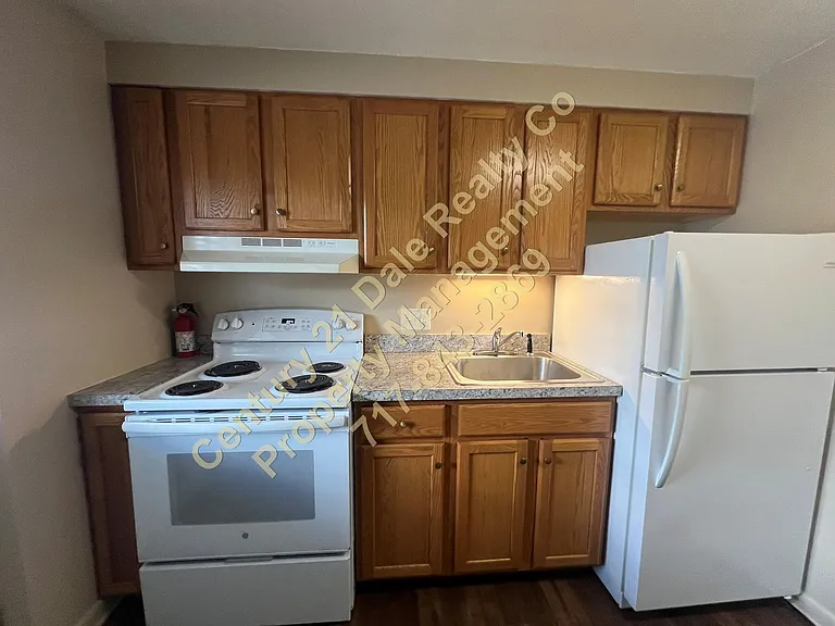 3522 E Market St #1 — Photo 4