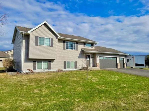 17730 Madison Dr, Little Falls, MN 56345