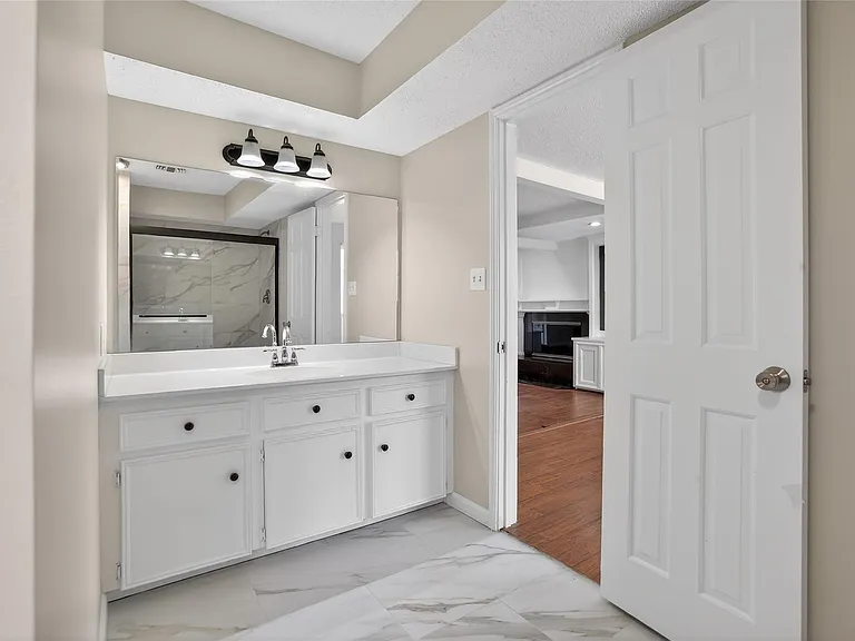 112 Kirkwood Ln — Photo 42