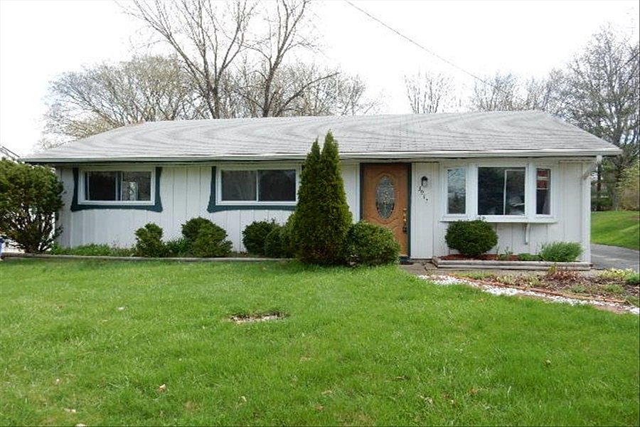 1st image of 3977 Woodsong Dr