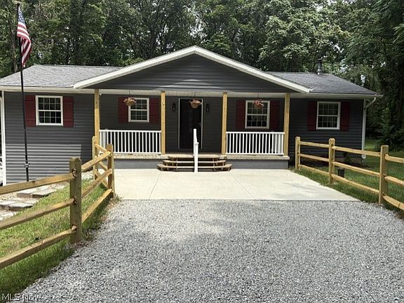 2nd image of 3377 Luli Rd