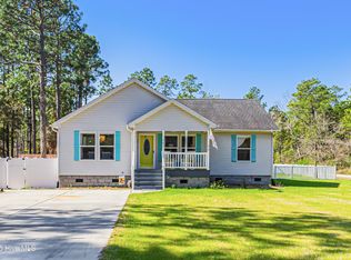 341 Hickory Rd, Southport, NC 28461