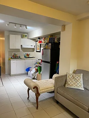 Rented by BuySell Real Estate Inc | media 14