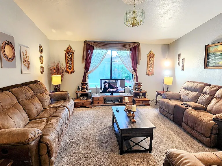 5515 W Hatcher Rd — Photo 16