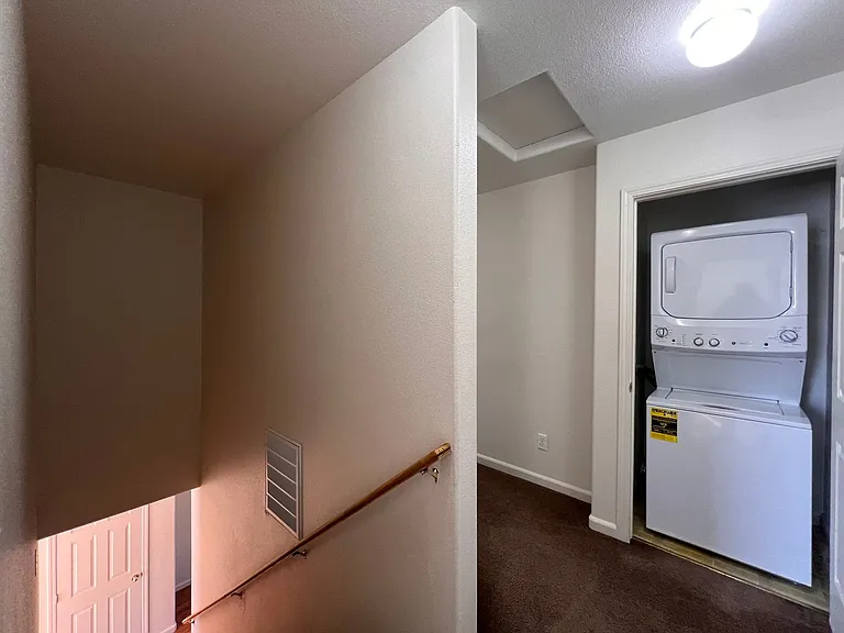 655 Sunny Lane — Photo 18
