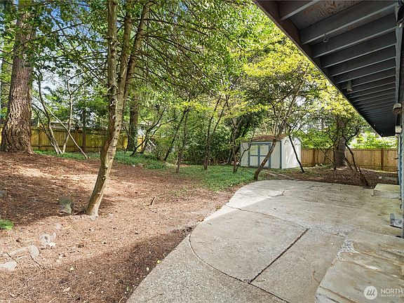 4th image of 9012 NE 178th Street