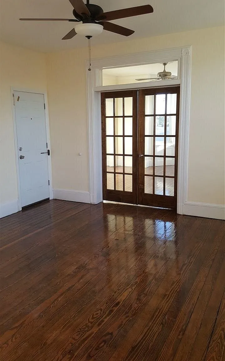 2 bed, 1.0 bath, 1250 sqft, $2,800 — Photo 3