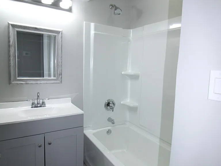1529 Texas Dr — Photo 10