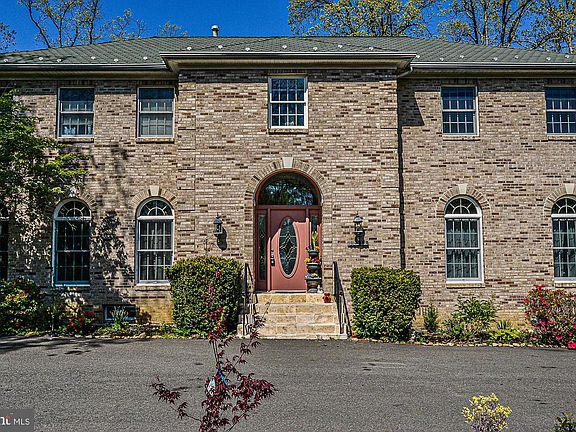 4th image of 11311 Park Dr