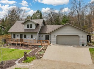 25924 Clair St, Cohasset, MN 55721