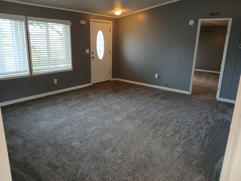 Ada Rd — Photo 10