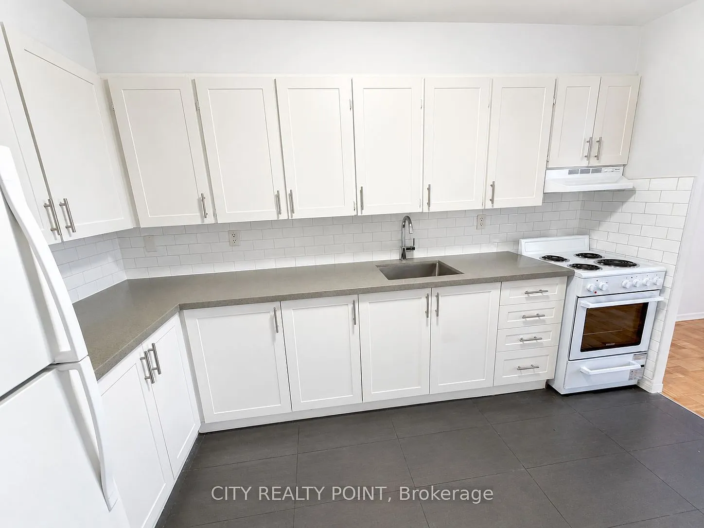1 bed, $2,350 — Photo 4