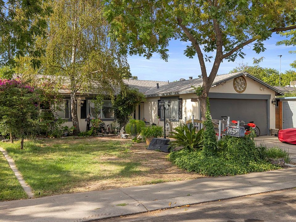1st image of 2908 Bateman Ln
