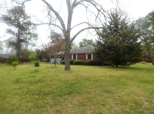 610 W 5th St, Ocilla, GA 31774