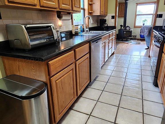4th image of 1103 Cheyenne Ave