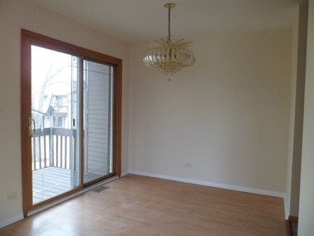4th image of 1340 Kingsbury Dr Unit 1
