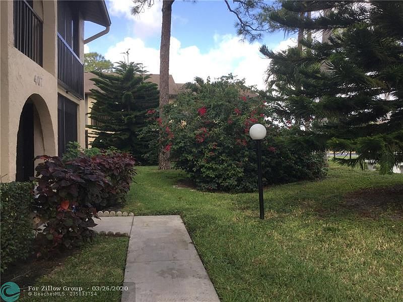 1st image of 407 Pine Glen Ln
