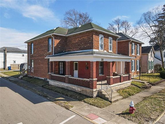 3rd image of 503 S Roosevelt Ave