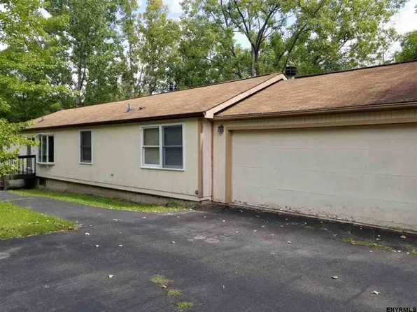 3 Fish Ct, Athens, NY 12015