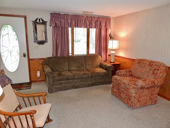 4th image of 1404 Ivy Ln