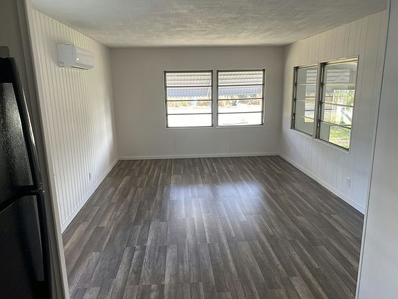 4th image of 5 Tavares Rd #118