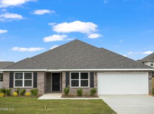 10191 Woodbury Dr, Gulfport, MS 39503