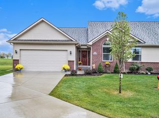 5435 Pintail #31, Burton, MI 48509