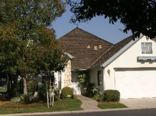 2998 W Brompton Ln, Fresno, CA