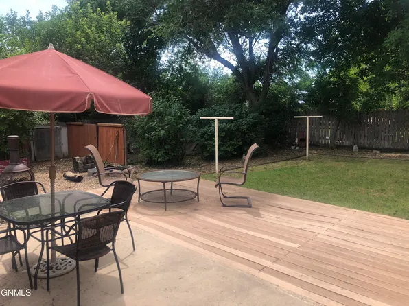 103 Dena St, Plentywood, MT 59254