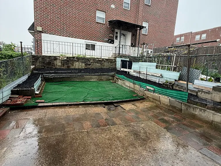 9889 Garvey Dr — Photo 36
