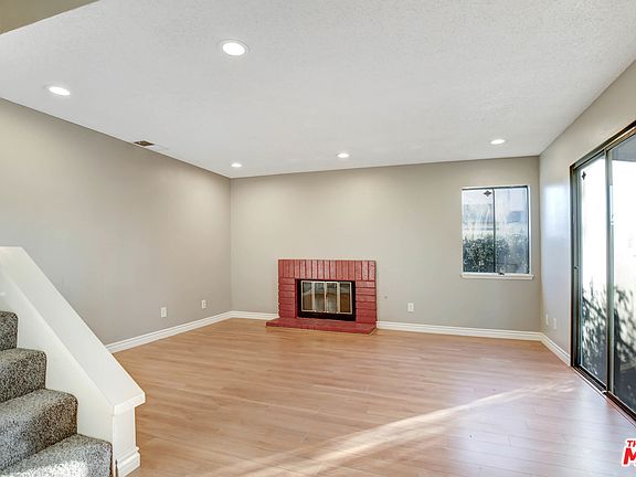 3rd image of 4916 Village Green Way